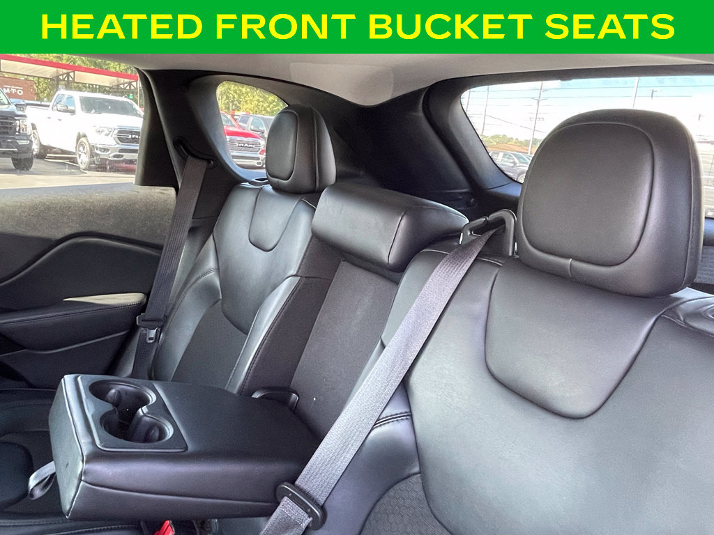 Used 2021 Jeep Cherokee Latitude Plus FWD image 10