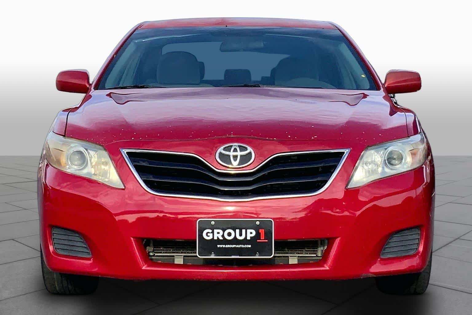 Used 2010 Toyota Camry LE FWD image 2