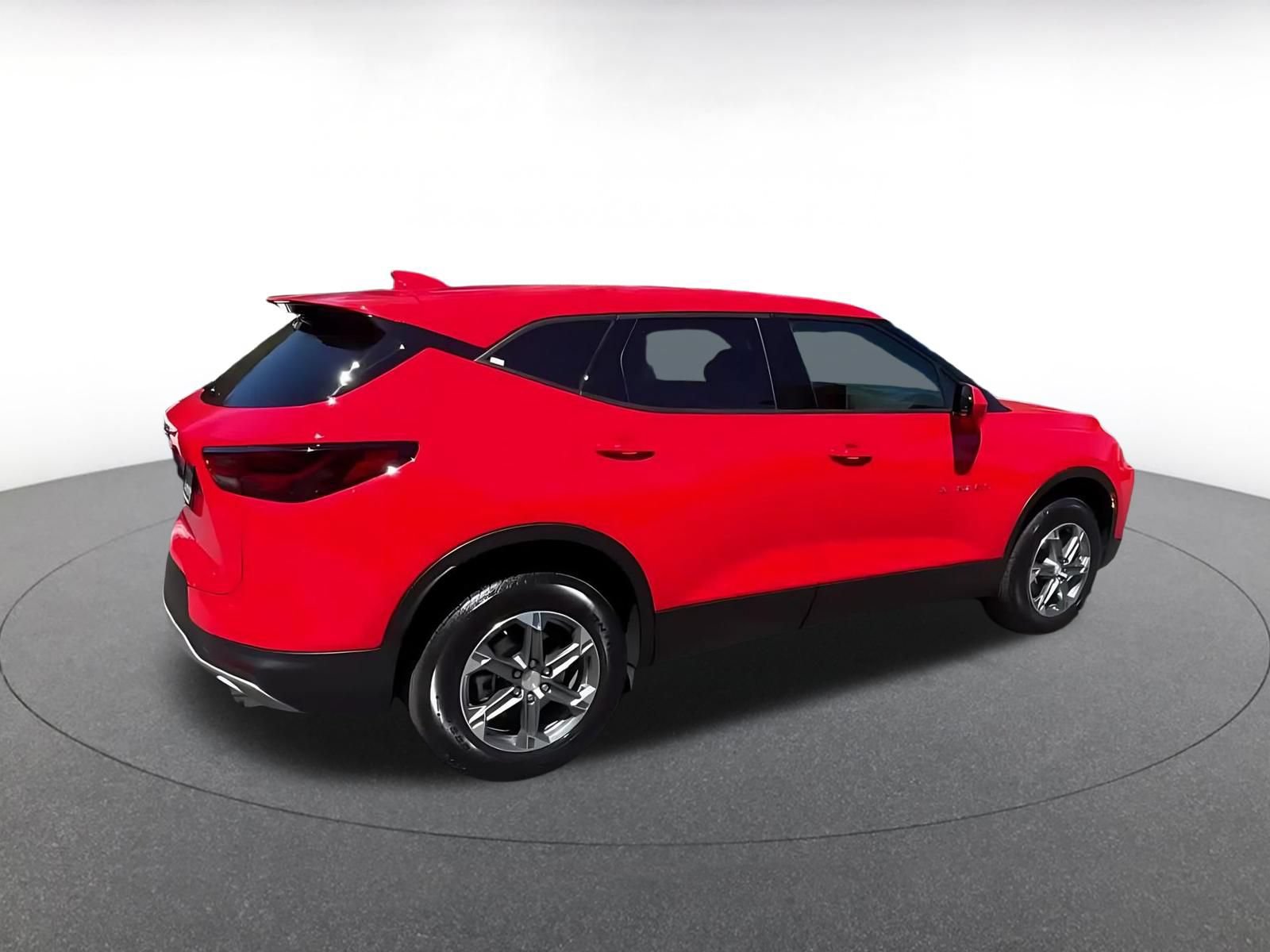 Used 2026 Chevrolet Blazer LT FWD image 14