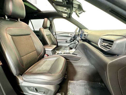 Used 2022 Ford Explorer ST-Line w/ Class IV Trailer Tow Package image 28