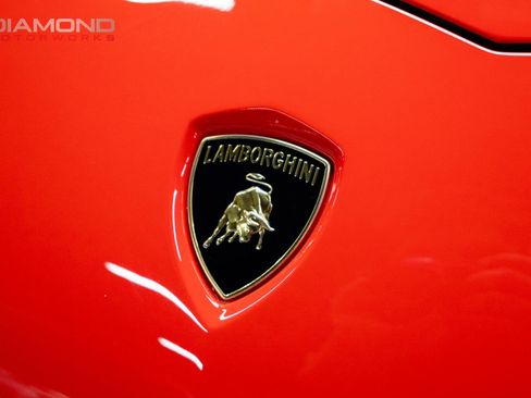 Used 2017 Lamborghini Aventador LP 700-4 image 5