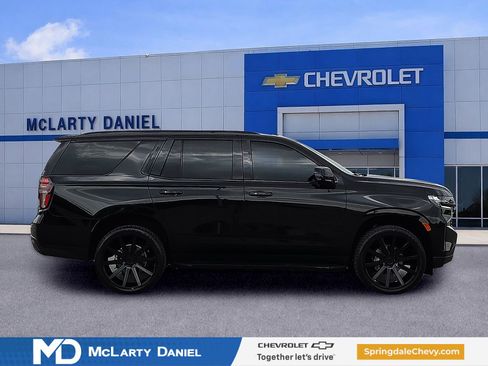 Used 2024 Chevrolet Tahoe RST w/ Luxury Package AWD/4WD image 5