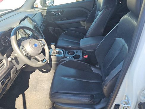 Used 2025 Subaru Forester Touring w/ Popular Package - Touring image 8