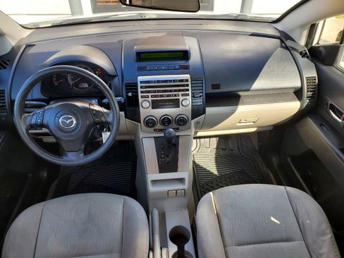 Used 2010 MAZDA MAZDA5 Sport FWD image 25