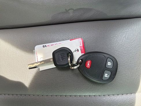 New 2025 Chevrolet Express 3500 w/ Power Convenience Package RWD image 17