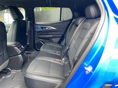 Used 2024 Chevrolet Equinox EV LT FWD image 16
