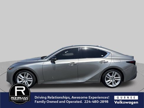 Used 2022 Lexus IS 300 w/ Accessory Package RWD image 5