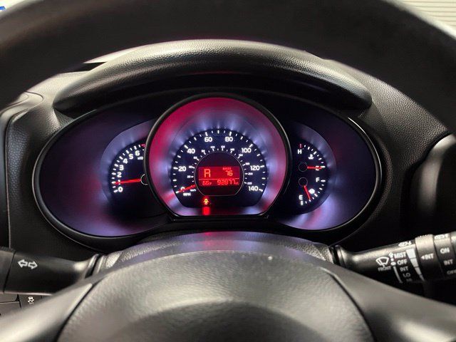 Used 2019 Kia Soul FWD image 27