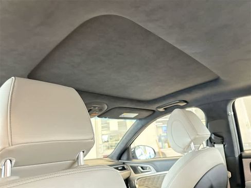 Used 2023 Genesis G70 3.3T w/ Sport Prestige Package image 18