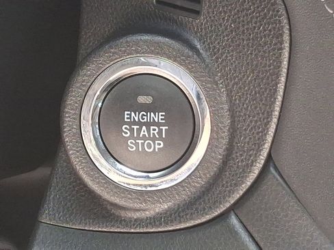 Used 2023 Subaru Outback Limited image 25