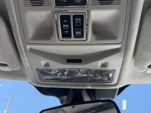 Used 2015 Jaguar XJ L Portfolio image 17