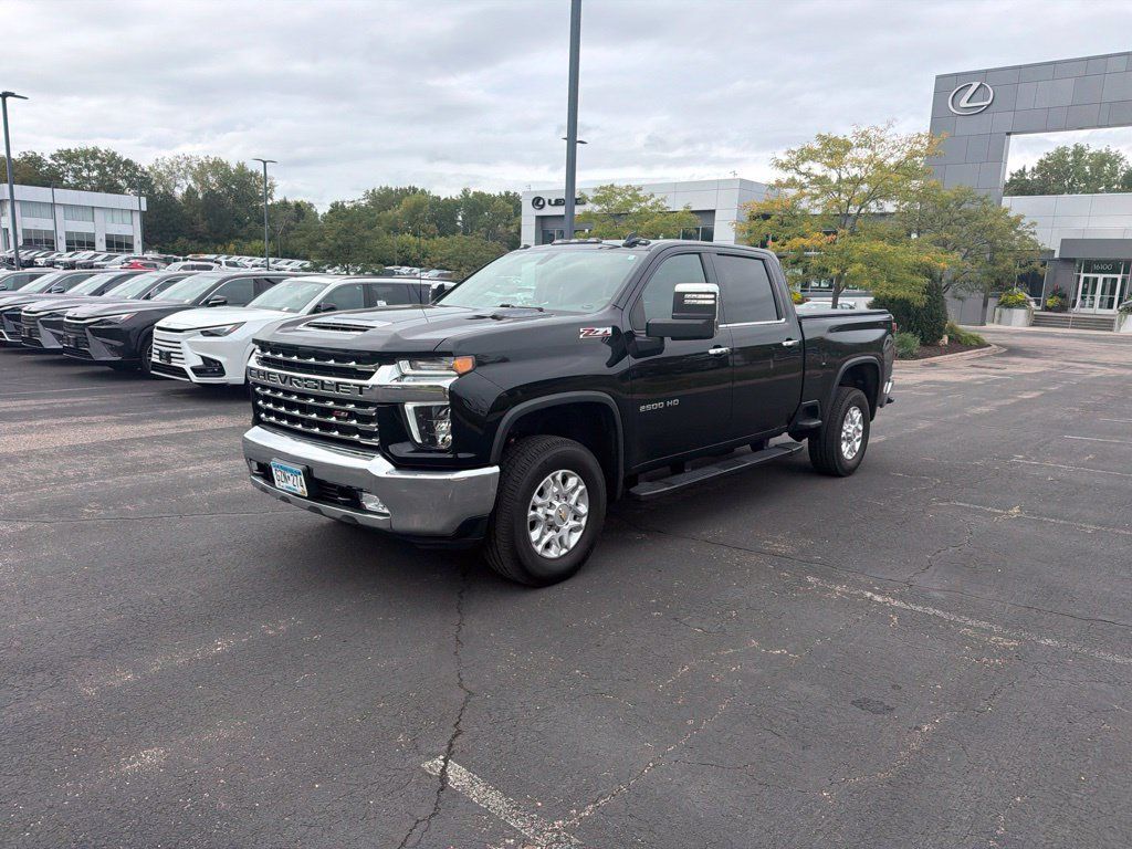Used 2021 Chevrolet Silverado 2500 LTZ w/ Z71 Off-Road Package AWD/4WD image 4