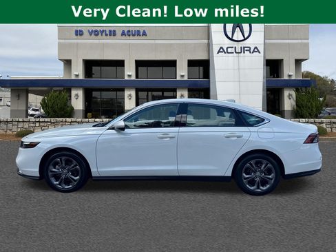 Used 2023 Honda Accord EX image 8