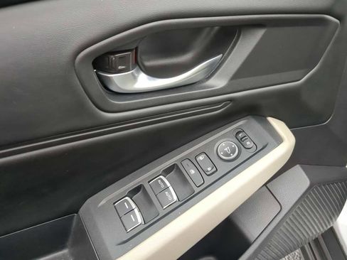 Used 2023 Honda Accord EX image 12