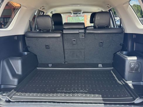 Used 2019 Toyota 4Runner SR5 Premium image 9