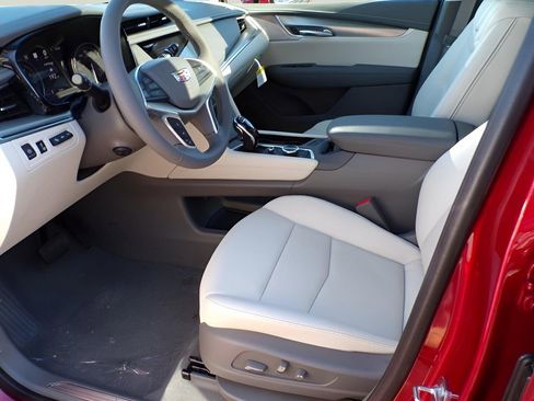 New 2026 Cadillac XT5 Premium Luxury w/ Driver Assist Package image 8