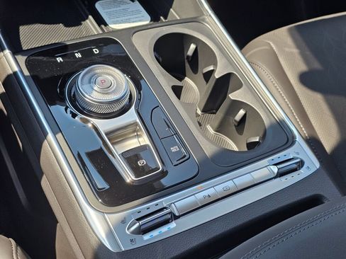 New 2027 Kia Carnival SX w/ Dark Edition Package FWD image 21