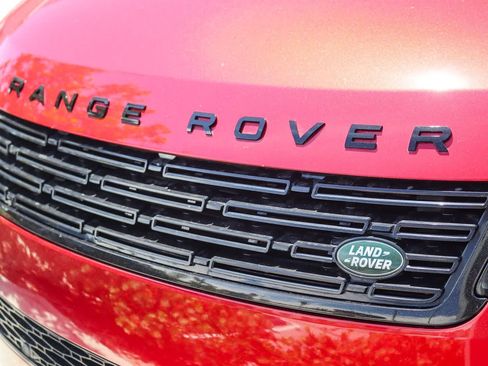 Used 2024 Land Rover Range Rover Sport Dynamic SE AWD/4WD image 10