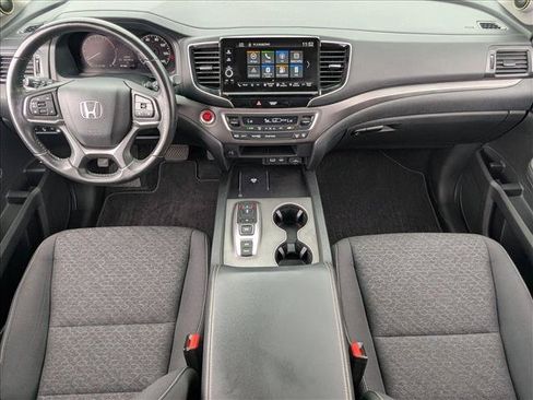 Used 2024 Honda Ridgeline Sport image 17