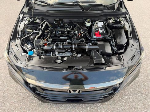 Used 2019 Honda Accord Sport image 14