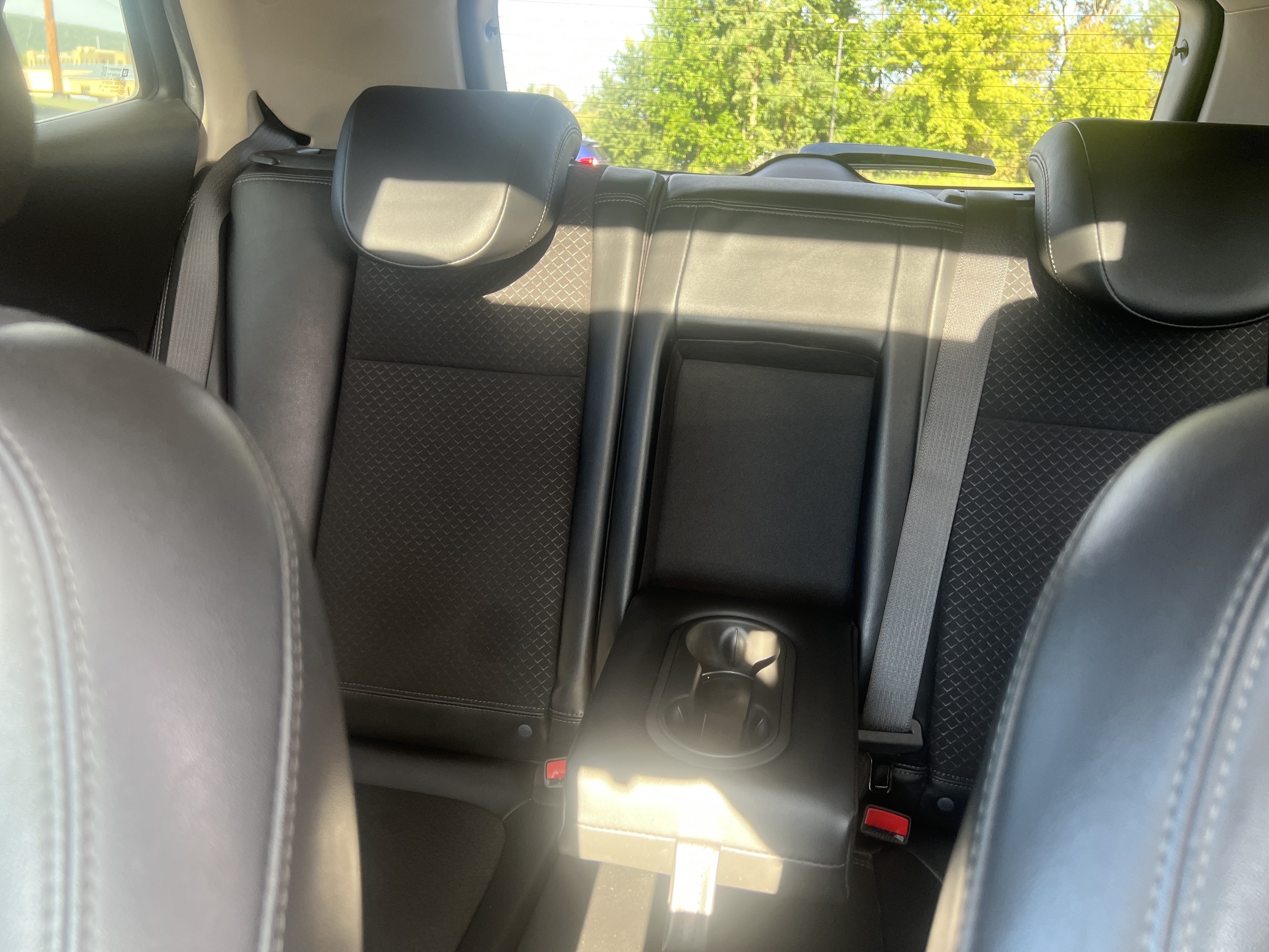 Used 2019 Buick Encore Sport Touring AWD/4WD image 37