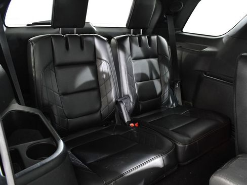 Used 2019 Ford Explorer Platinum AWD/4WD image 20
