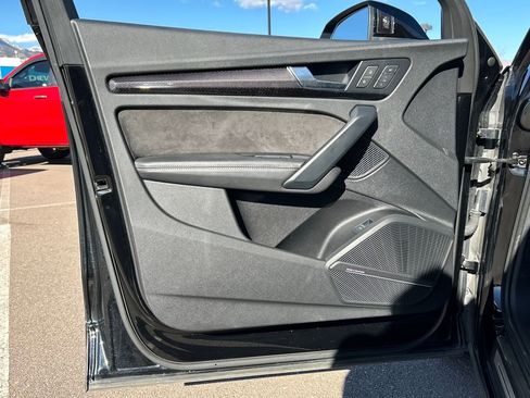 Used 2019 Audi SQ5 Premium Plus image 33