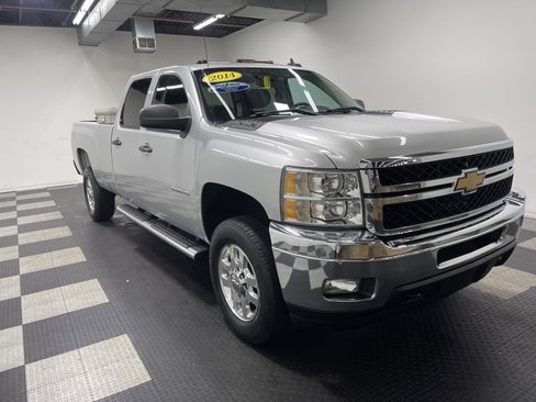 Used 2014 Chevrolet Silverado 2500 LT w/ Interior Plus Package image 6