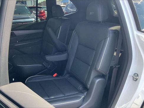 New 2026 Buick Enclave Sport Touring w/ Power Package image 10