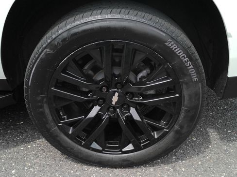 Certified 2023 Chevrolet Tahoe RST w/ Luxury Package AWD/4WD image 33