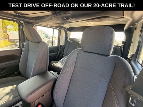 New 2026 Jeep Gladiator Sport image 24