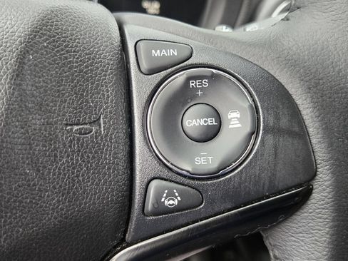 Certified 2021 Honda HR-V EX-L image 23