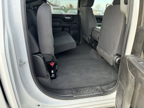 Used 2021 GMC Sierra 2500 4x4 Crew Cab w/ Convenience Package image 24