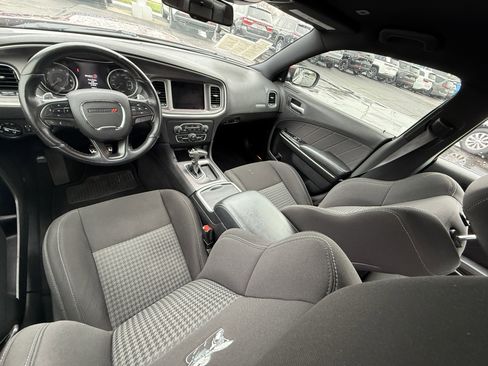 Used 2019 Dodge Charger Scat Pack image 10