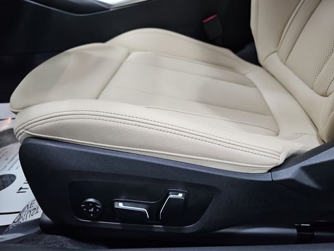 New 2026 BMW 430i Convertible image 31