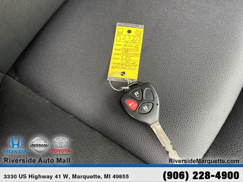 Used 2018 Toyota 4Runner TRD Off-Road Premium w/ Convenience Package AWD/4WD image 28