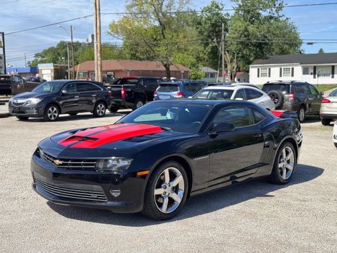 Used 2015 Chevrolet Camaro LS RWD image 9
