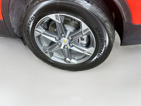 Used 2026 Chevrolet Blazer LT FWD image 11