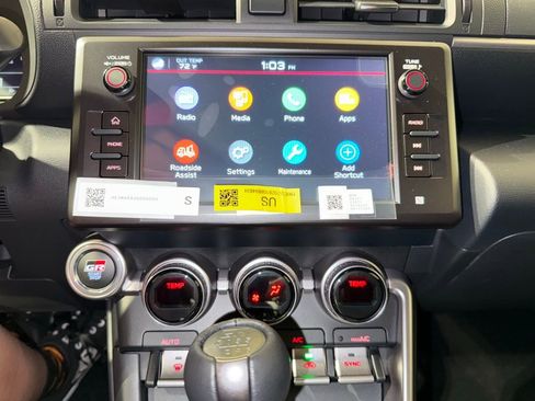 New 2025 Toyota GR86 Premium image 24