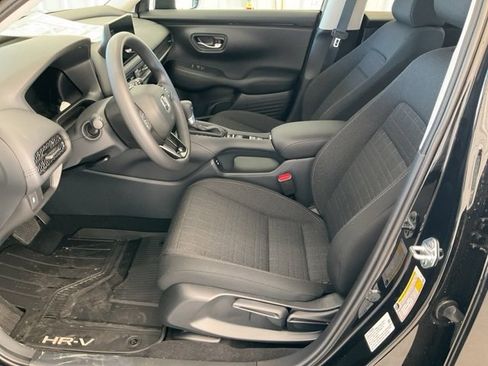 New 2026 Honda HR-V LX image 4