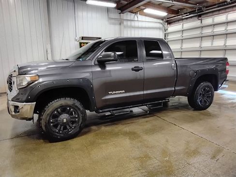 Used 2019 Toyota Tundra SR5 w/ SR5 Upgrade Package RWD image 5