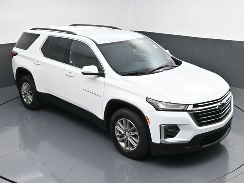 Used 2023 Chevrolet Traverse LT AWD/4WD image 45