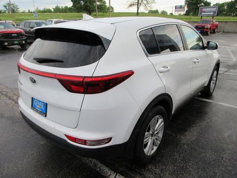 Used 2017 Kia Sportage LX FWD image 5