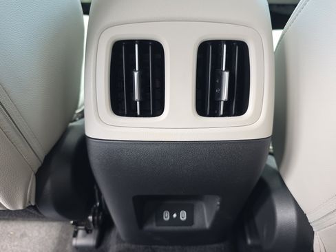 Used 2025 Hyundai Tucson SEL image 17