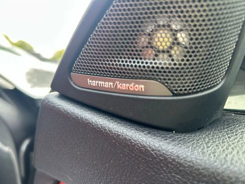 Used 2015 BMW M4 Convertible image 50