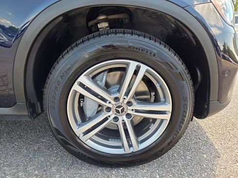 Used 2022 Mercedes-Benz GLC 300 image 20