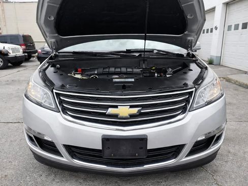 Used 2016 Chevrolet Traverse LT image 28