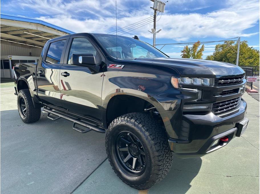 Used 2021 Chevrolet Silverado 1500 LT Trail Boss w/ Convenience Package II AWD/4WD image 8
