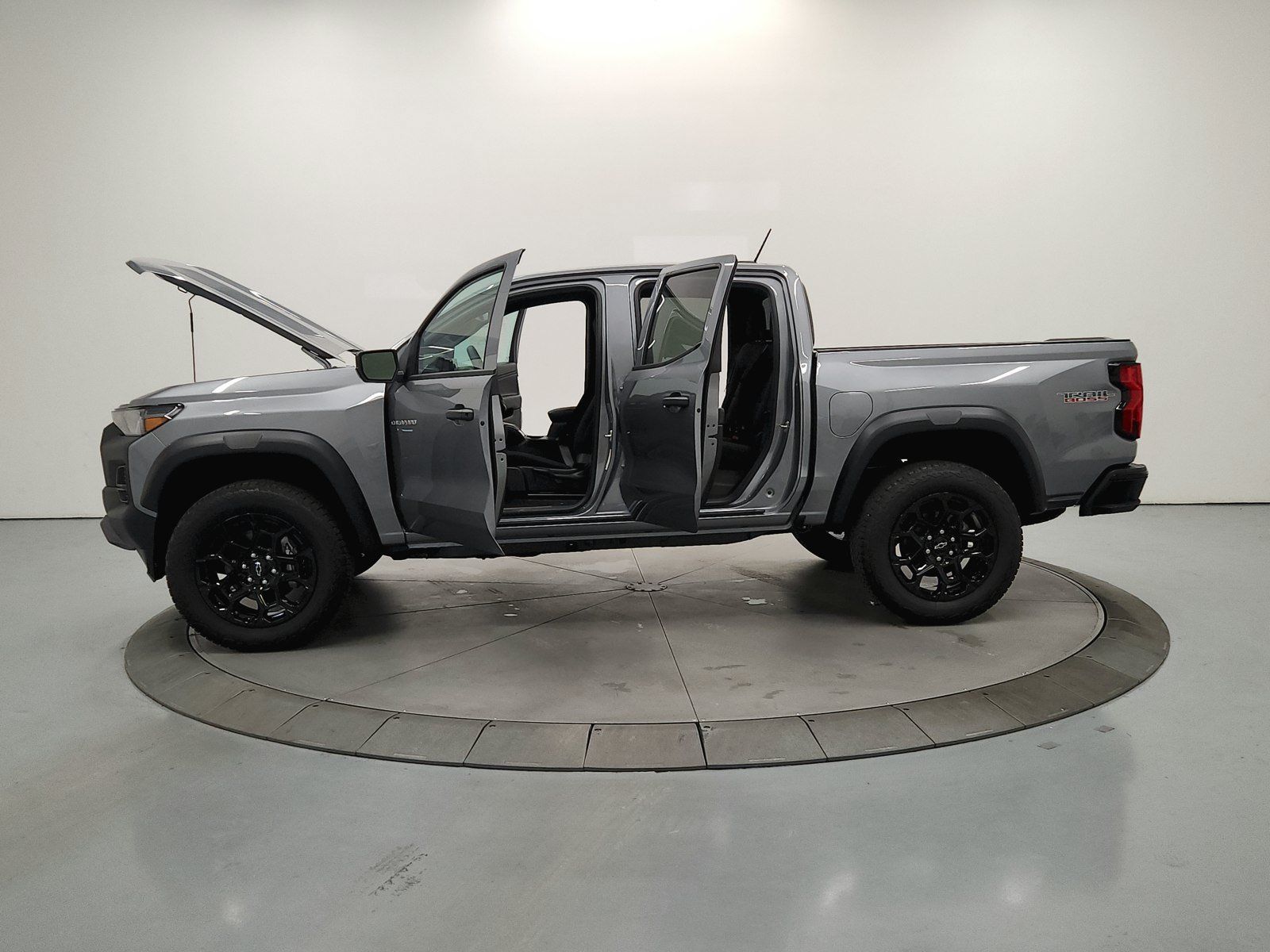 New 2026 Chevrolet Colorado Trail Boss AWD/4WD image 13