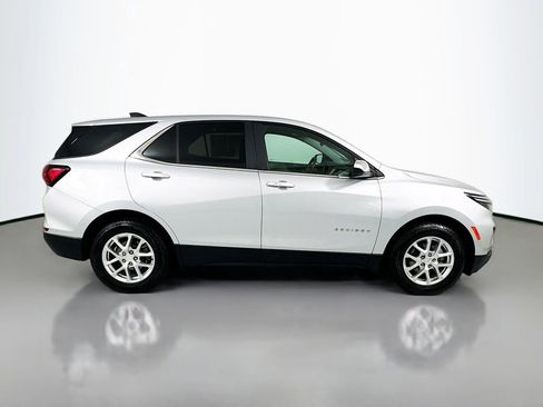 Used 2022 Chevrolet Equinox LT image 9